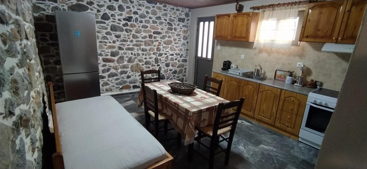 Traditional Stone House Vrisi Episkopi  Kültér fotó